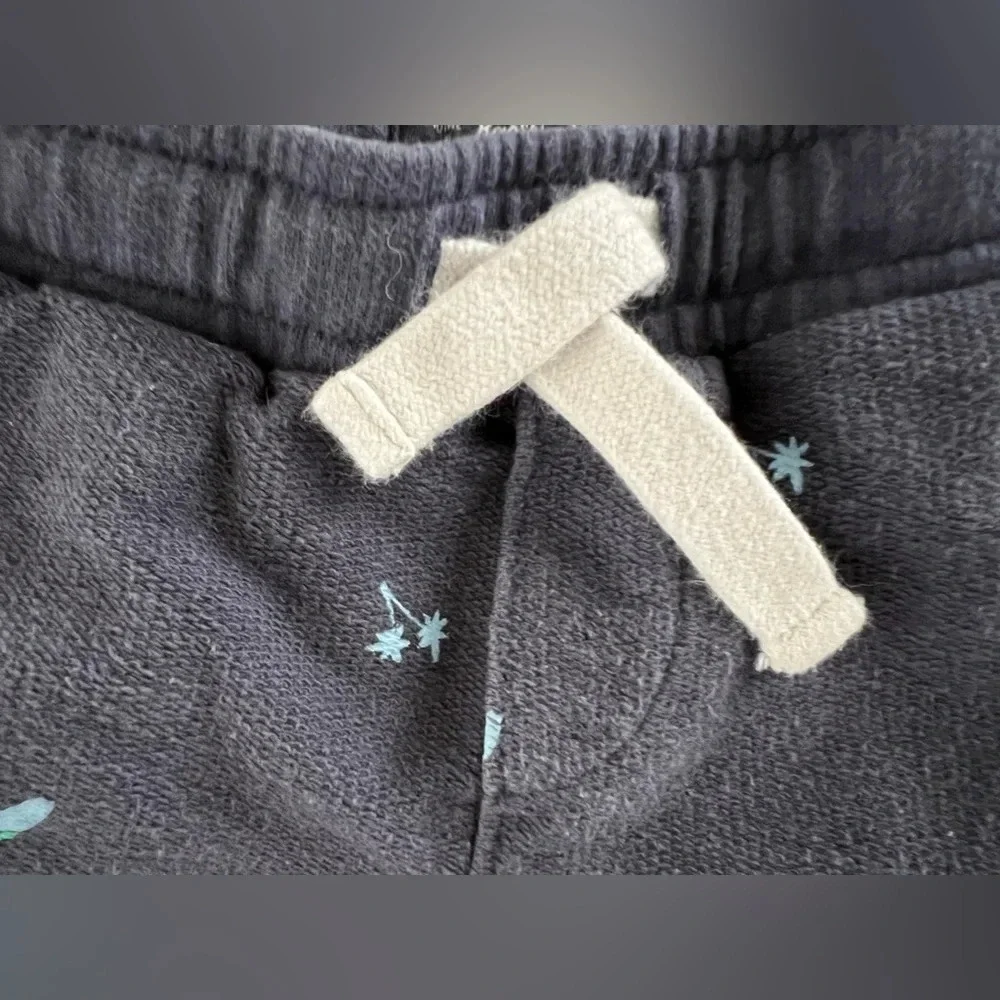 OshKosh B’gosh | baby boys shorts. SIZE: 18M